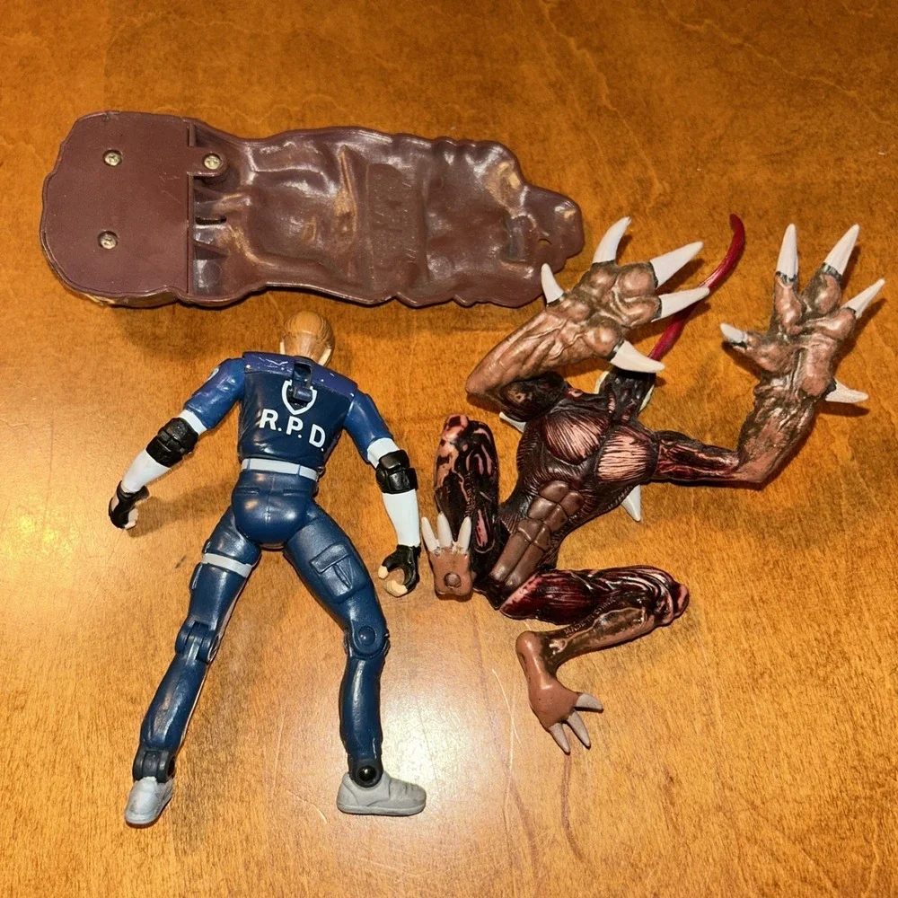 Vintage 1998 Toy Biz Resident Evil 2 Leon Kennedy & Licker Loose Lot Capcom C2
